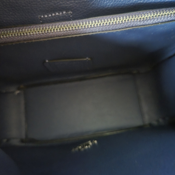 Coach Hadley Shoulder Bag - Picture 6 of 7